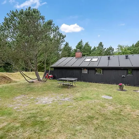 Regine - 1-1km To The Inlet By Interhome